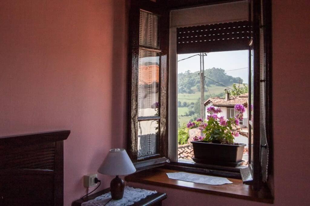 Casa Del Cuetu. Traditional Village House In Asturias Mere Exterior foto