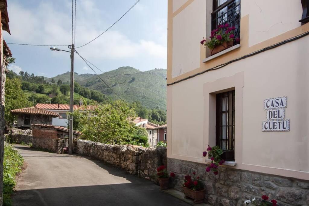 Casa Del Cuetu. Traditional Village House In Asturias Mere Exterior foto